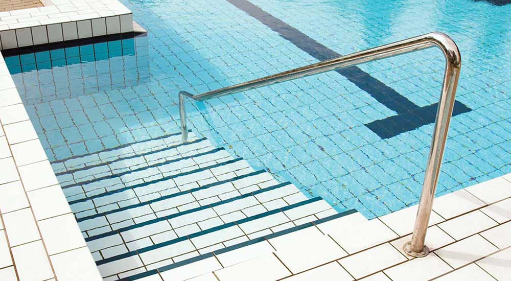 Dive into Style: Choosing the Perfect Tiles for Your Swimming Pool